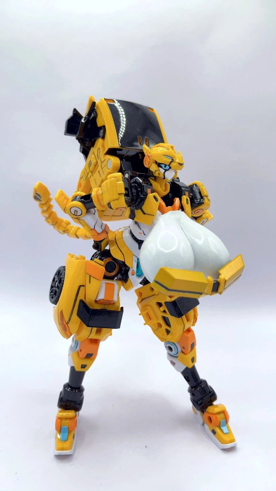 드디어 나와버린 메탈카드봇 타키 작례_1.webp