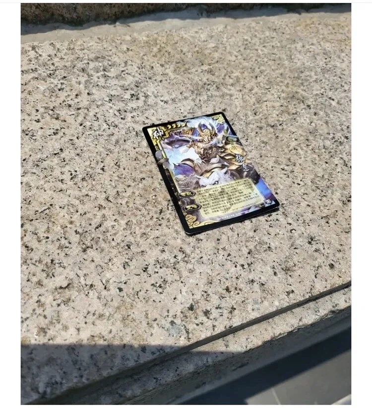 중국 유명인 무덤에 선물을 두고가는 중국인들_6.webp