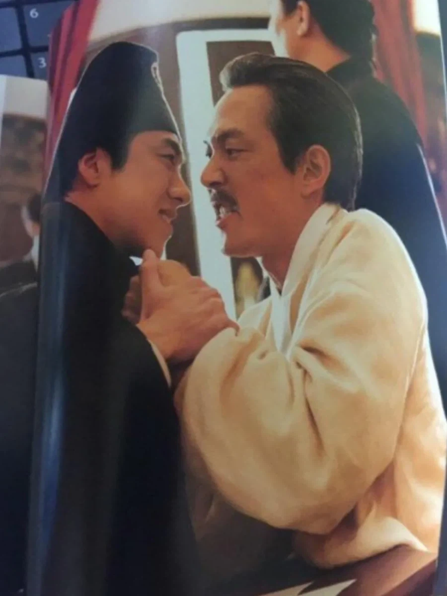 영화 ‘암살’에서 너무 사실적이라 삭제되었다는 장면.jpg_1.webp