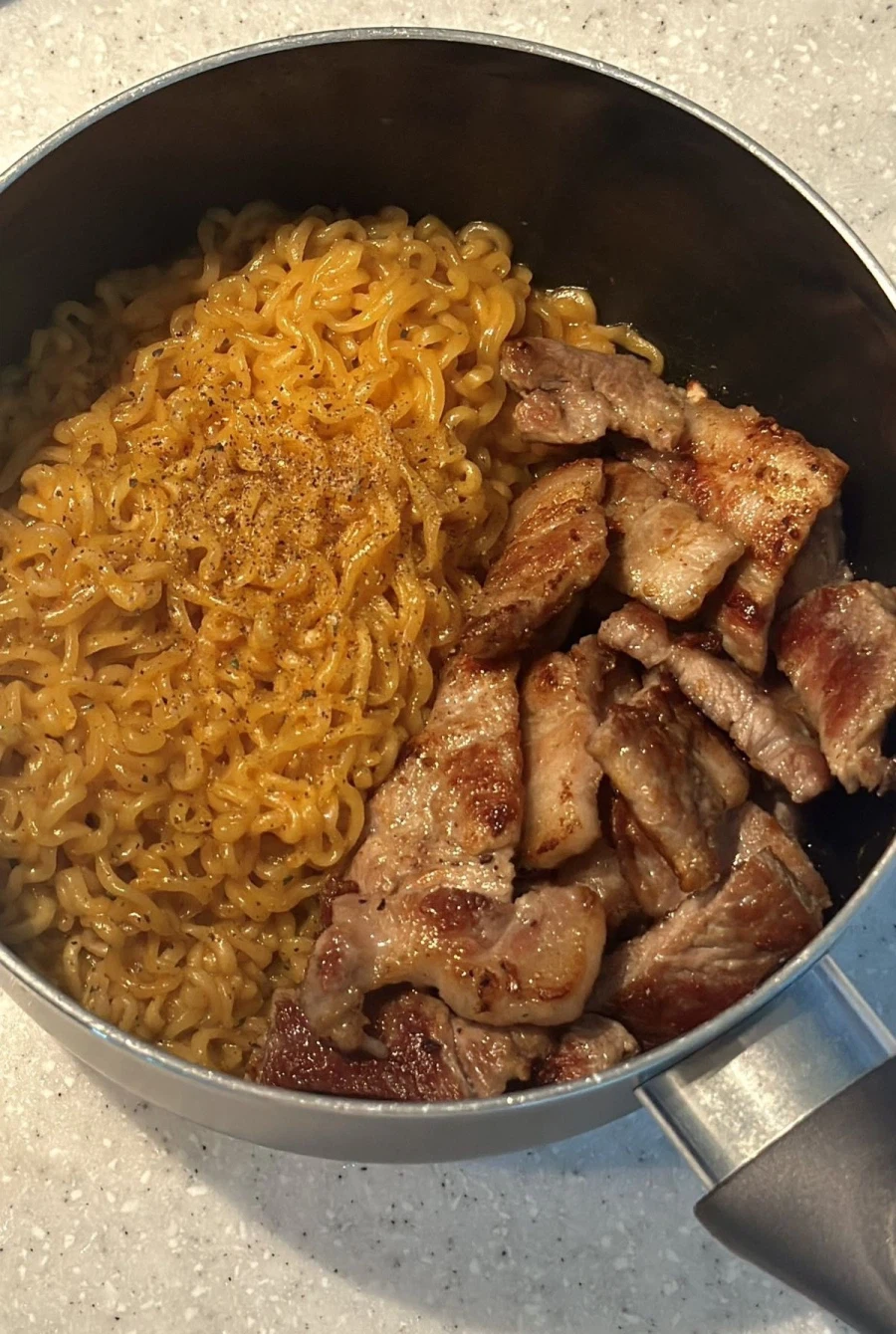 건강은 몰라도 맛은 확실한 식사_1.webp