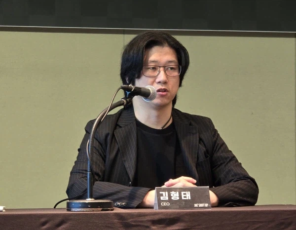 ??? : 림버스 디렉터 우리는 당신을 응원합니다_1.webp