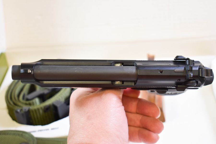 1990년대 베레타 M9 특별판_9.jpg