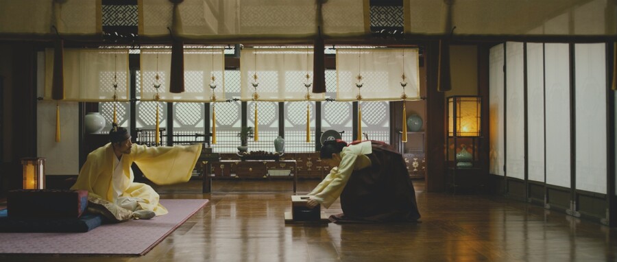 광해) 이병헌이 좋아했다는 장면.jpg_5.jpg