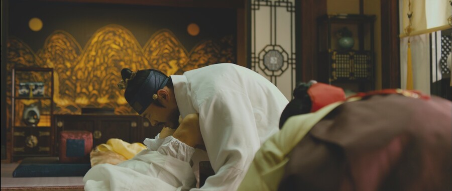 광해) 이병헌이 좋아했다는 장면.jpg_11.jpg