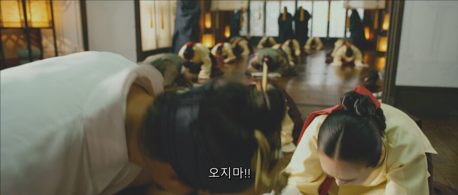 광해) 이병헌이 좋아했다는 장면.jpg_20.jpg