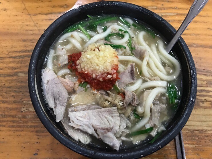 외지인에게는 철저하게 숨기고 자기들만 먹는다는 진짜 지역 토착명물_3.jpg