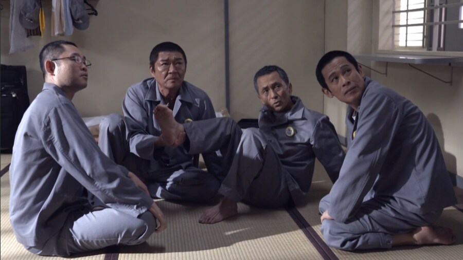 감빵 신입 신고식 대참사 ㄷㄷ;;;_1.png