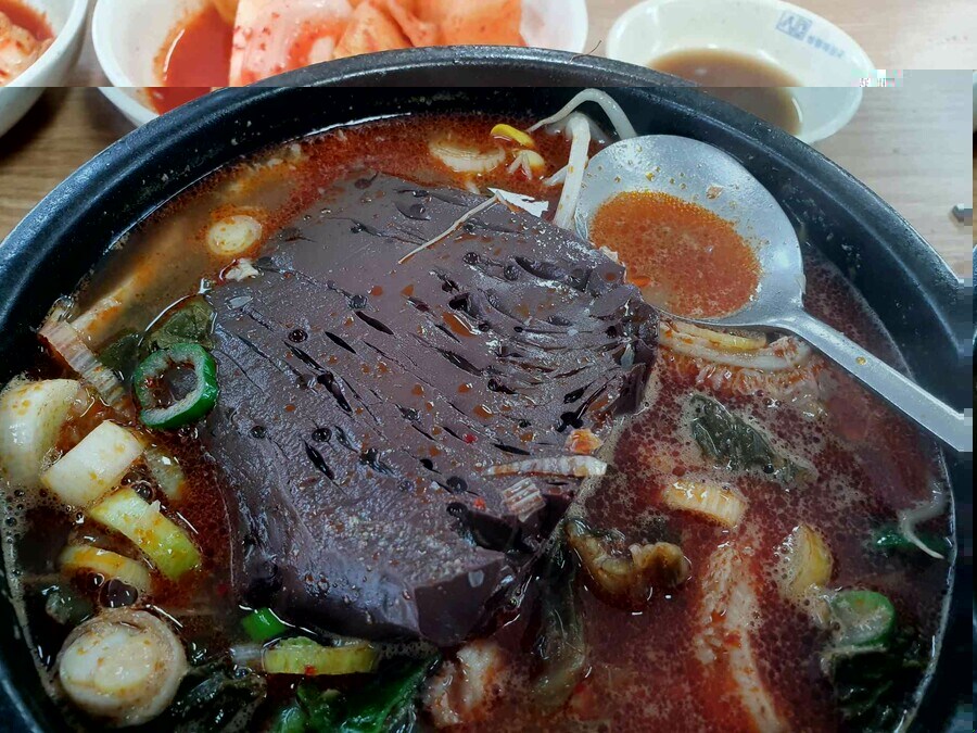 선지 해장국집에서 의외로 흔한 주문 .jpg_1.jpg
