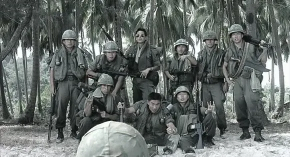 현직 군인인데 지금 조난신호 와서 구조하러 가는 중임_1.webp