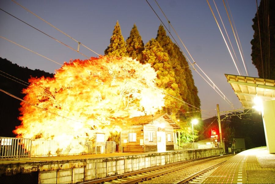 시골 전철역 야간 풍경을 찍었다.jpg_1.jpg