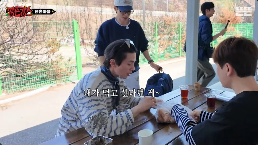 유재석이 도넛으로 보여준 국민 MC라는 증거_22.png