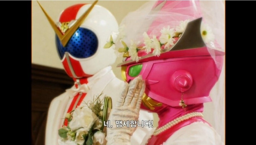 스압)세상을 구한 동료 결혼식을 망친 남자_24.jpg