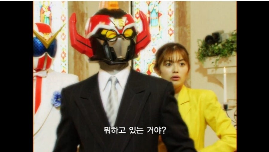 스압)세상을 구한 동료 결혼식을 망친 남자_26.jpg