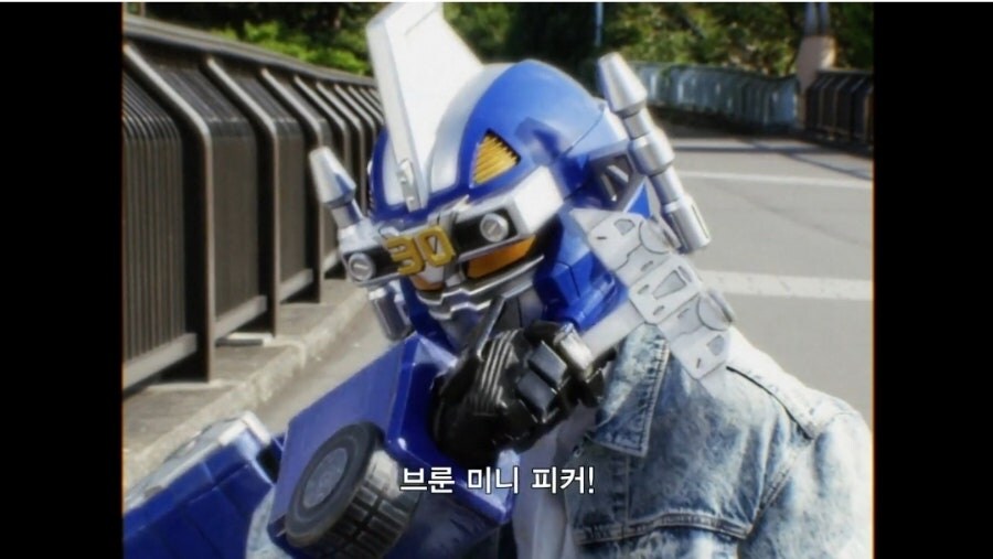 스압)세상을 구한 동료 결혼식을 망친 남자_32.jpg