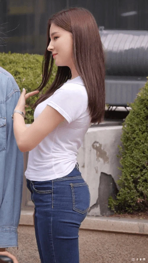 호불호 갈리는 몸매_1.webp