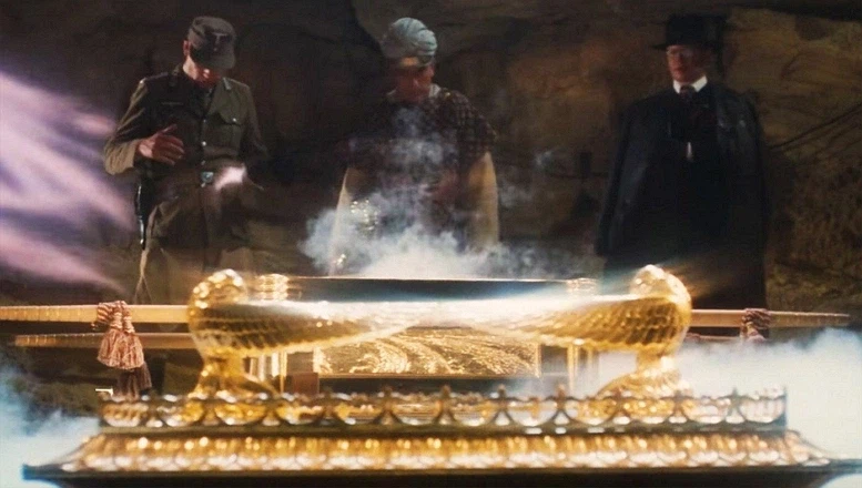 스티븐 스필버그가 존나 아끼는 아이템 중 하나_4.webp