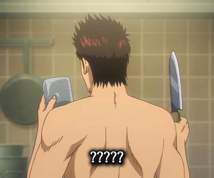 모두가 잠든 시간 대원들을 위해 요리 재료를 손질하는 지휘관.jpg_3.webp