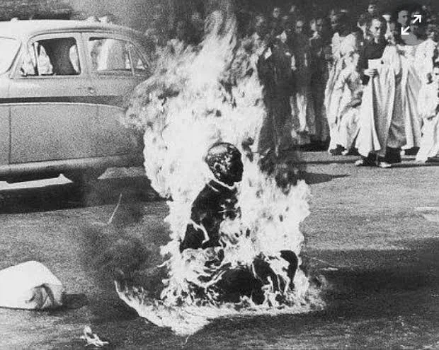 미국)이 친미정권 세울때마다 똥불차는 이유_2.webp