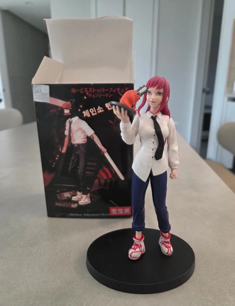 당근에 올라온 체인소맨 마키마.jpg_2.webp