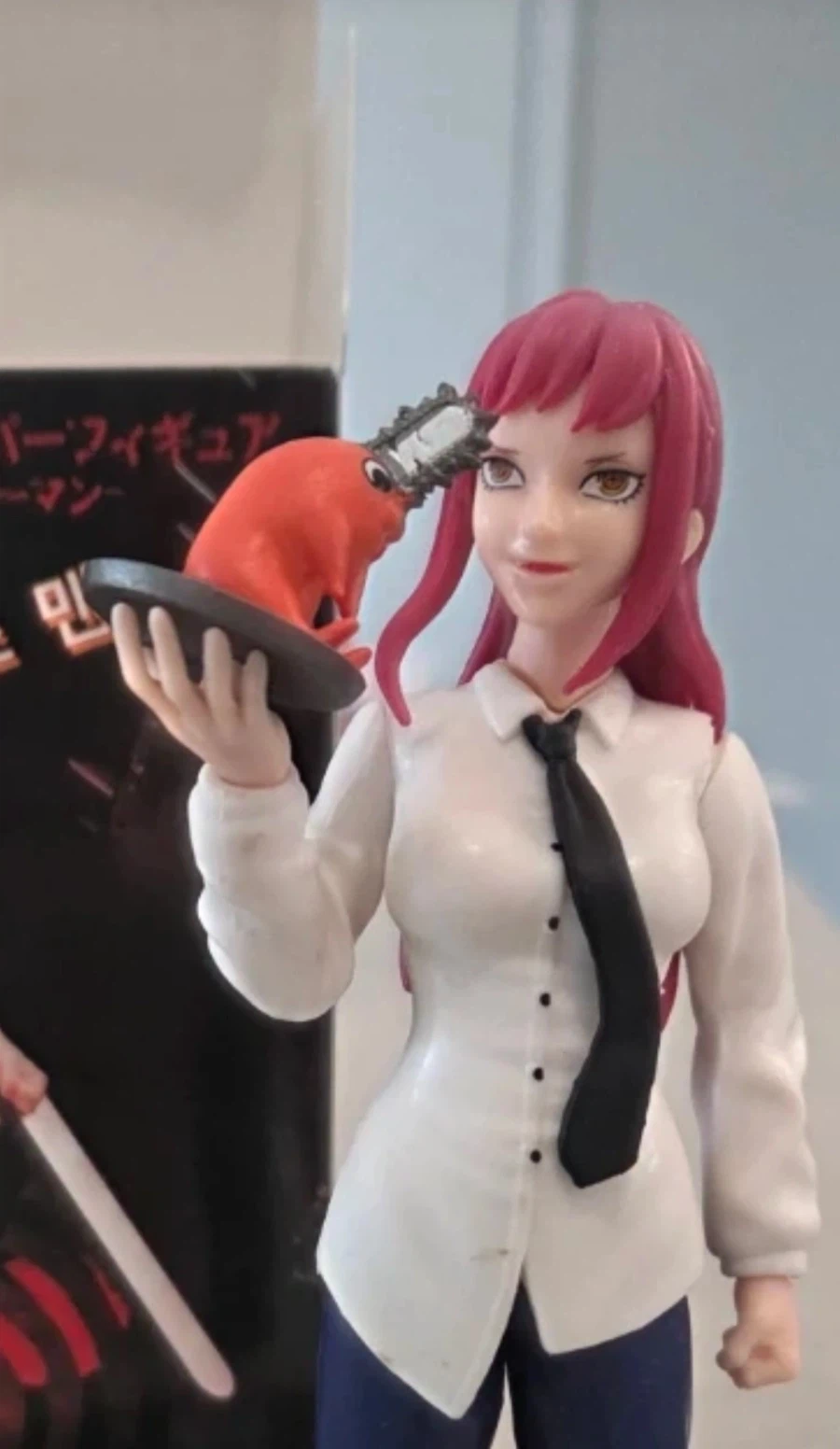 당근에 올라온 체인소맨 마키마.jpg_3.webp