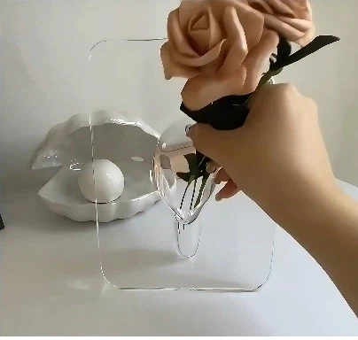 ㅈ같이 만든 꽃병_2.webp