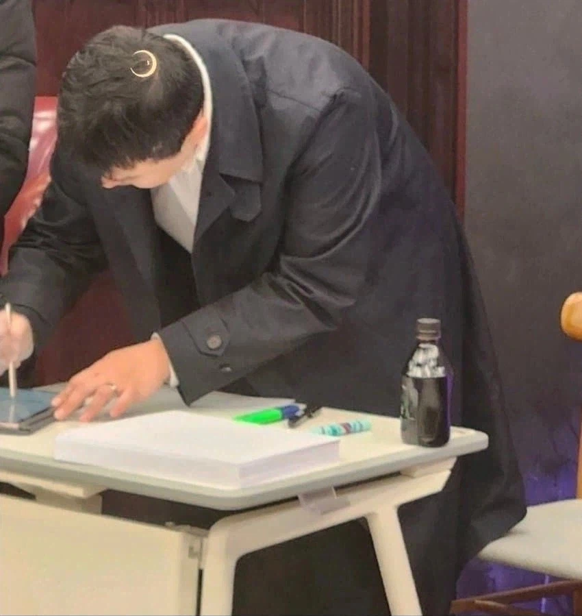 머리속에 프문밖에 없는 남자_2.webp