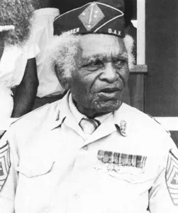 제2차 세계 대전의 초인, 자콥 보우자_3.webp