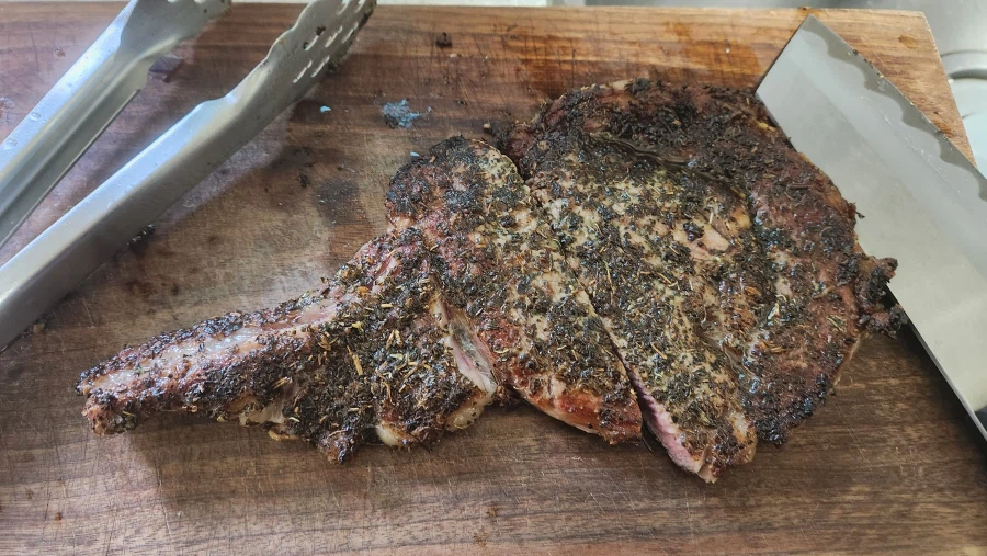 내 밥을 봐줘....._3.webp