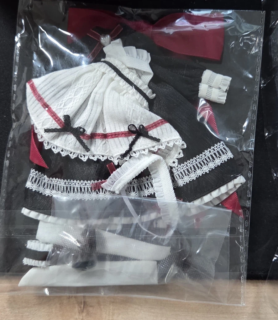 어휴 사내새끼가 인형놀이나 하고 꼬츄나 떼라 ㅋㅋ_4.webp