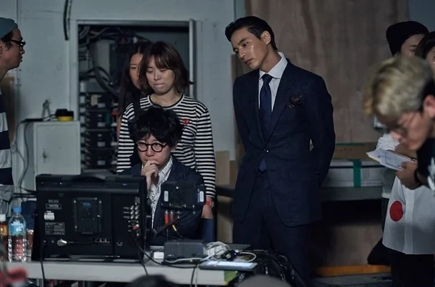 보자마자 아 이건 신이 빚은게 맞구나 싶던_1.webp