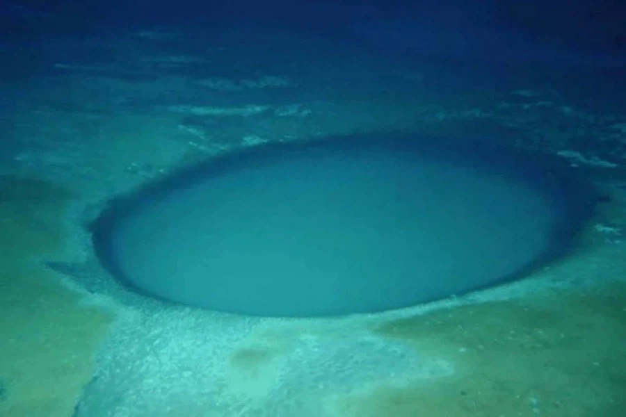 바다속에 물이 있는 이유_2.webp