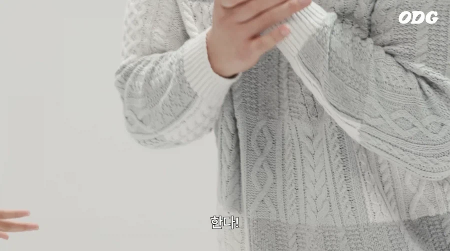 어린 아이들과 쌀,보리 게임하는 최홍만_2.webp