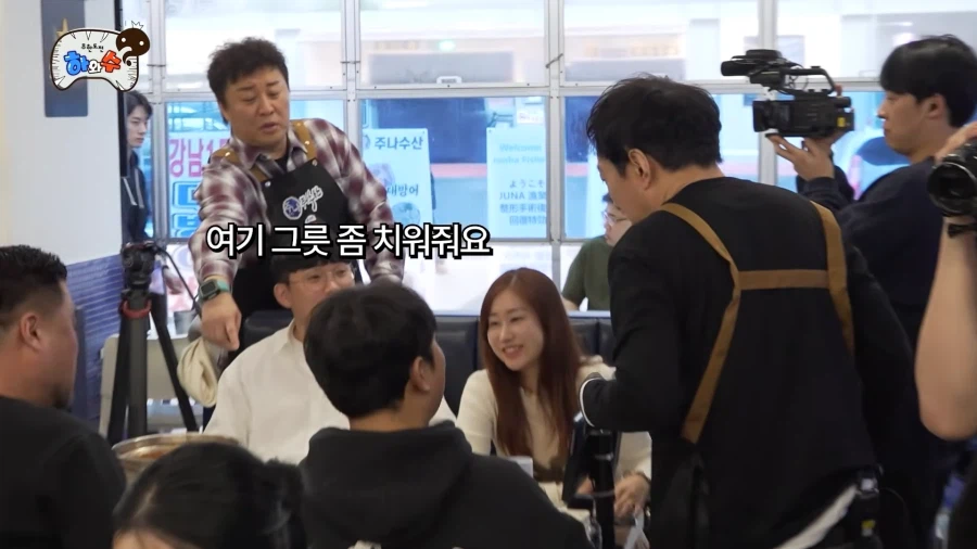 식당직원에게 구박받은 손님_2.webp