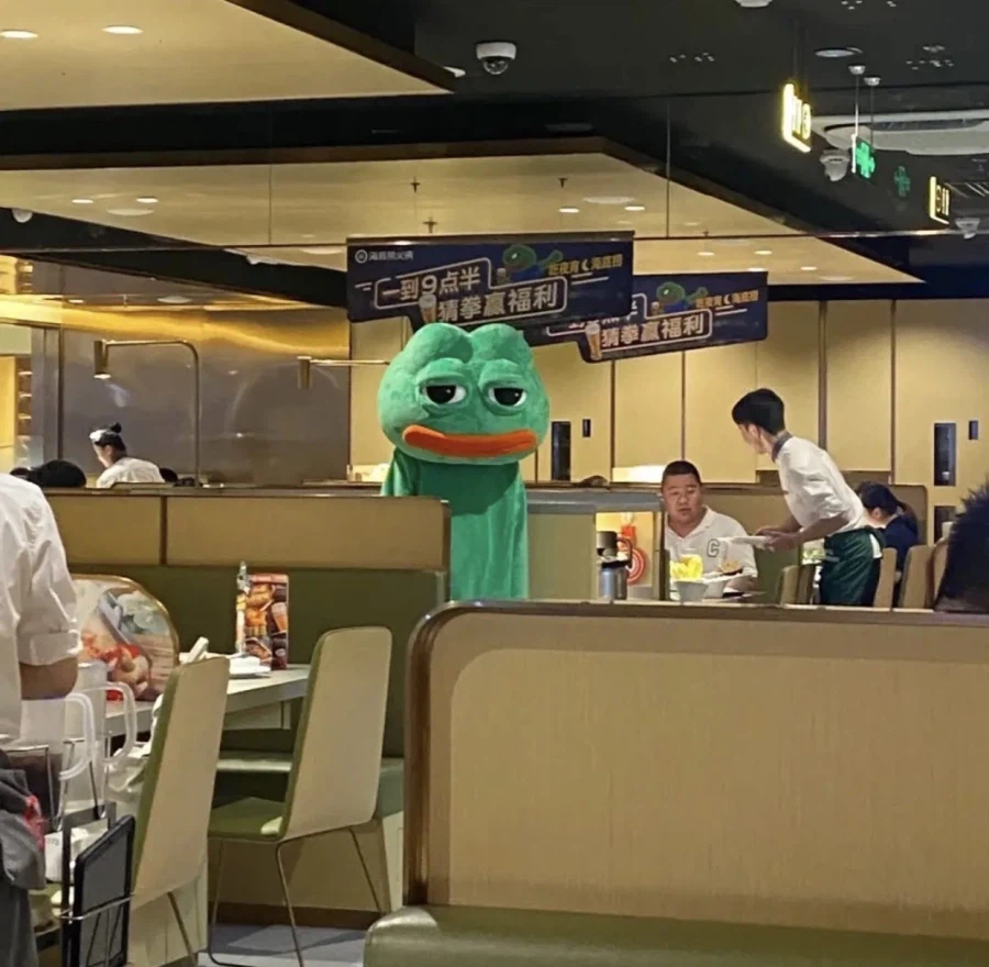 “식욕이 떨어지는 얼굴이군요.”_1.webp