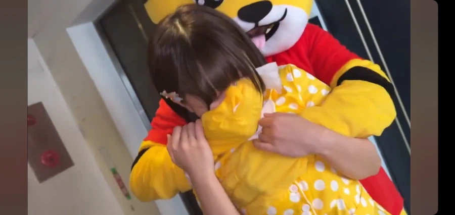 마스코트에게 등을 보이면 안되는 이유_4.webp