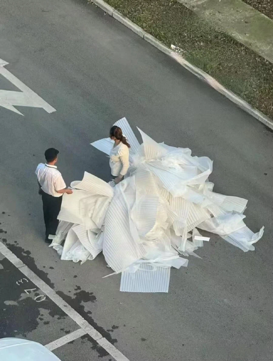 아파트에서 찍은 웨딩 사진_2.webp