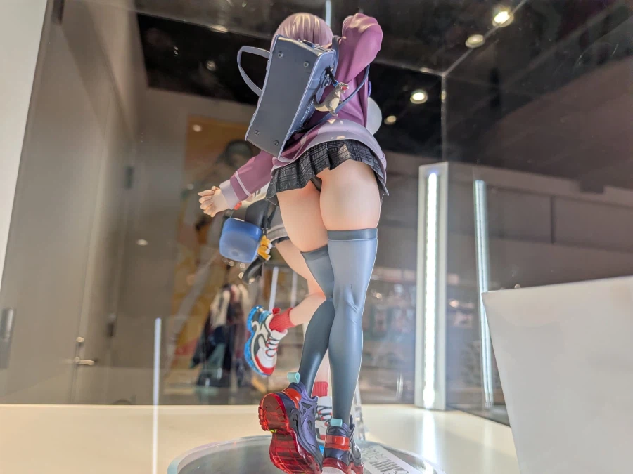 출근하면서 좋은거 보구가셈_3.webp