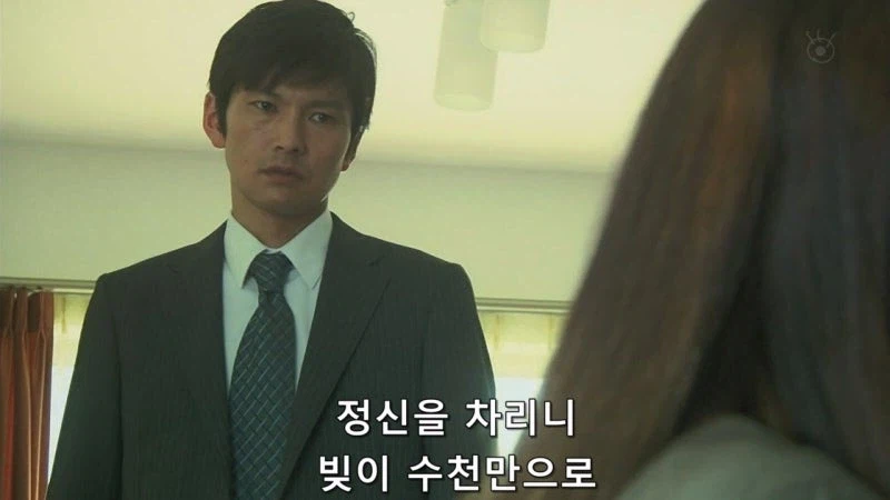 부자들만 사는 동네에서 살아남기 위해서 범죄를 저지른 유부녀_15.webp