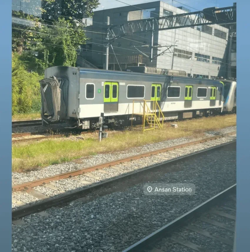 씹덕들 달리는 열차가 갑자기 분리하는줄 알죠ㅋㅋㅋ_5.webp