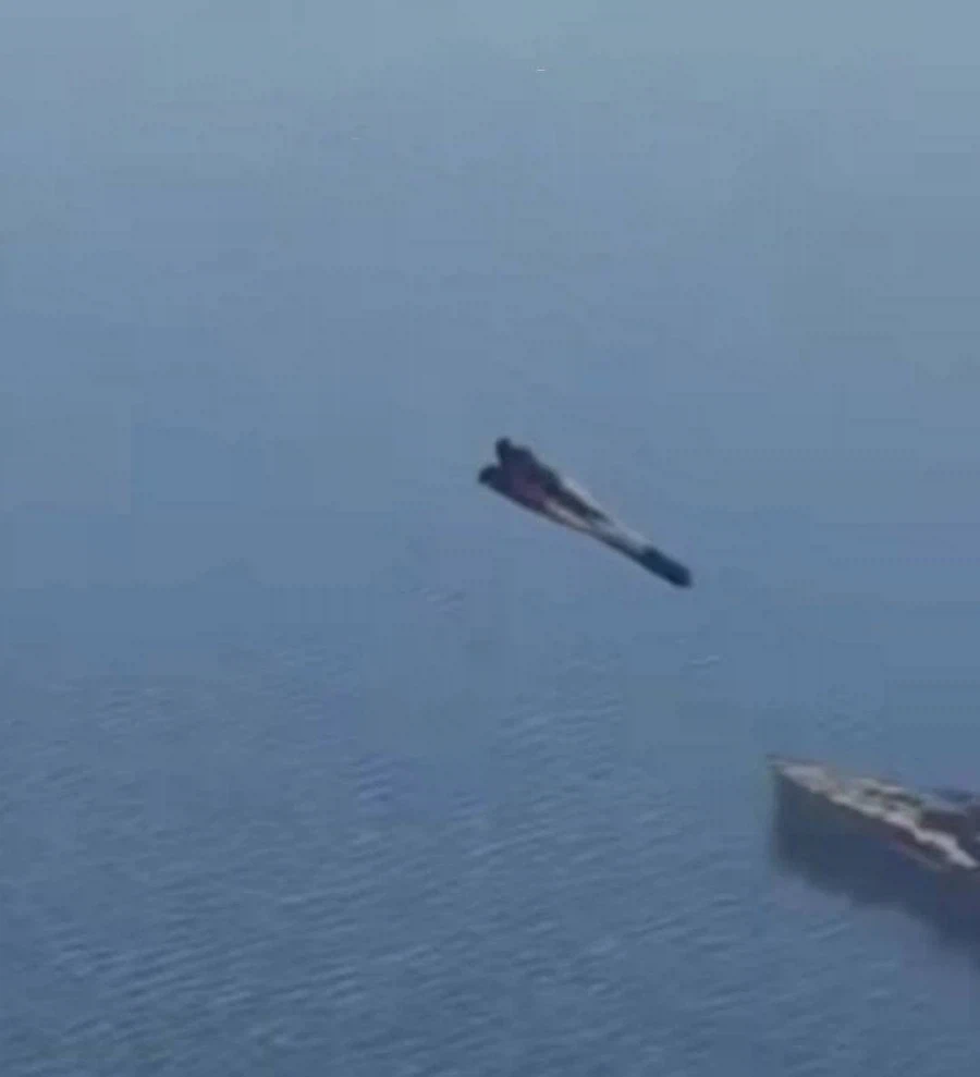 이란 : 소유즈 로켓으로 하루나 전함을 격침시켜 미해군 전력을 약화시켰다._3.webp