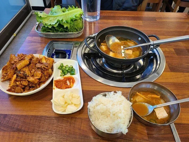 된장찌개가 1인분만원? 좀 비싼거같은데...._3.webp