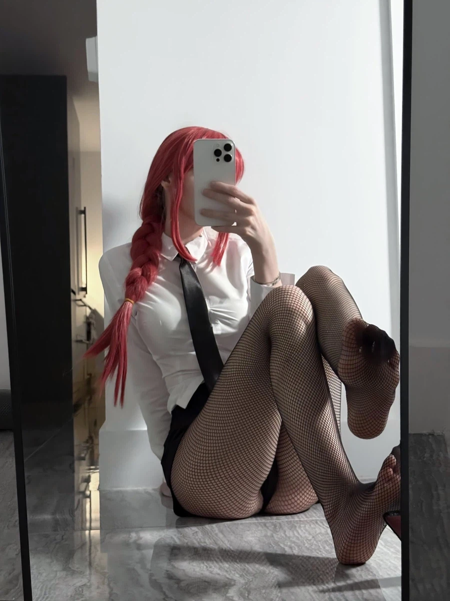 마키마 코스프레_1.webp