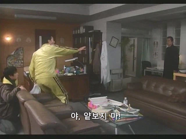 이혼한 마누라한테 위자료 뜯기던 정신과 의사의 최후_8.webp