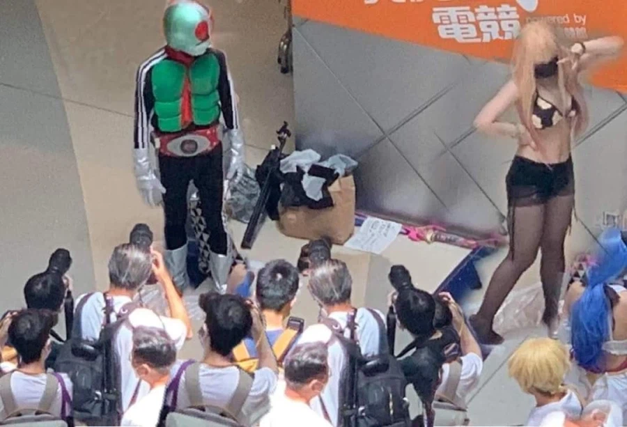 노출도 높은 코스프레어보다 인기많은가.jpg_1.webp