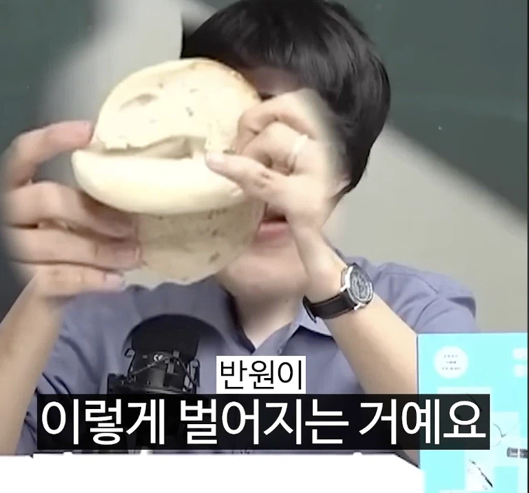 베이글을 이용해서 블랙홀 모양을 이해시킨다면?_15.webp