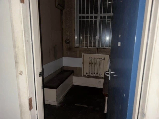 버려진 경찰서 본부_9.webp