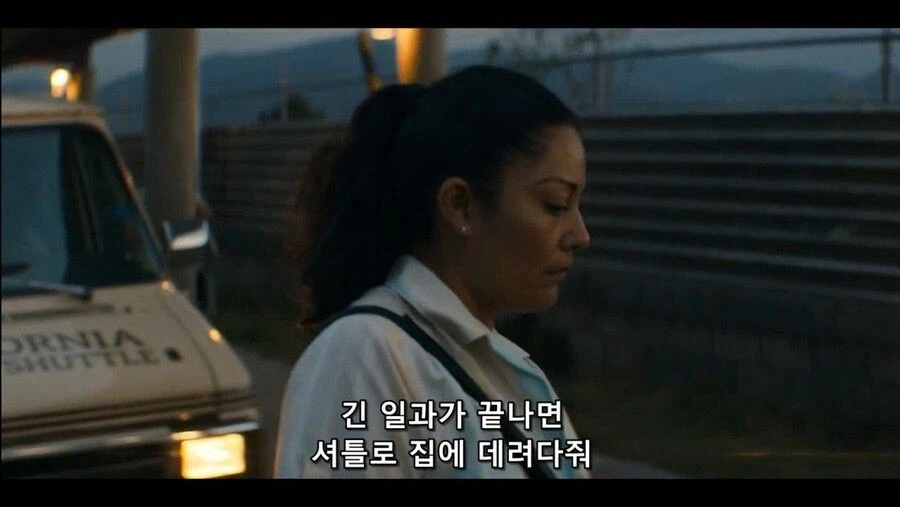 여성 노동자들을 위해 회사를 인수한 걸크러쉬 사장님_8.webp