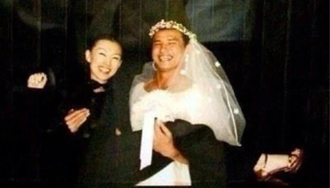 황정민 결혼사진_1.webp