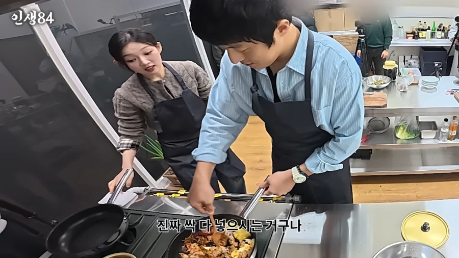 새로운 요리법에 충격받은 아기맹수_6.webp