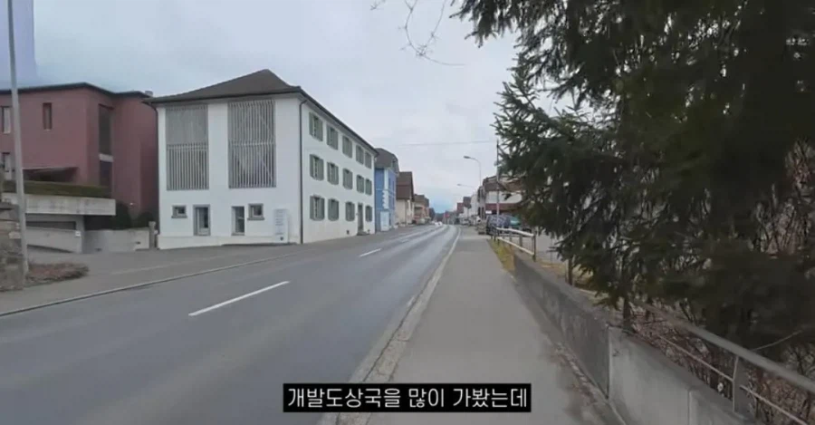 많은 개도국 여행을 다니면서 깨달음을 얻은 여행 유튜버.jpg_12.webp